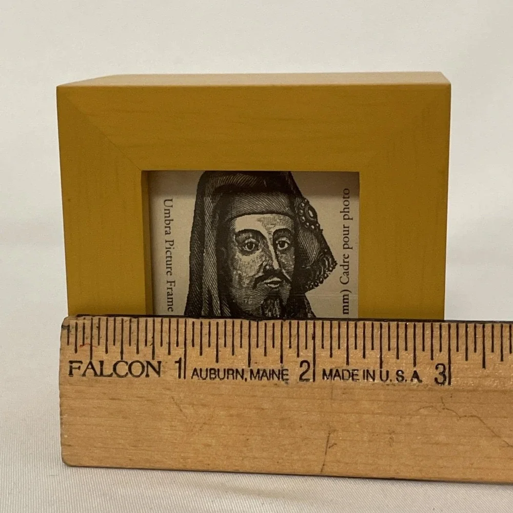 Vintage UMBRA MCM Small Picture Frame Yellow Wood Cube 3 X 3 NEW